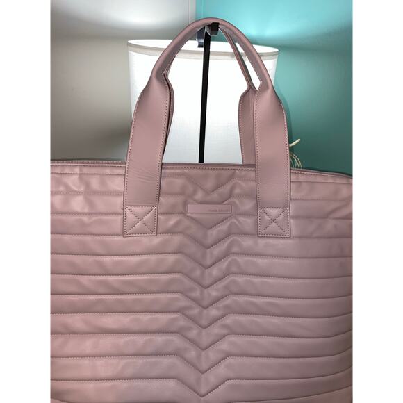 Avery Geometric-Pattern Travel Tote Weekender Bag Pink Handle GUC Without Strap - Picture 4 of 9